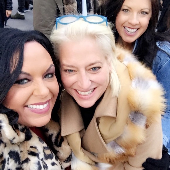 Meet The Posher 🖤 - Picture 1 of 8